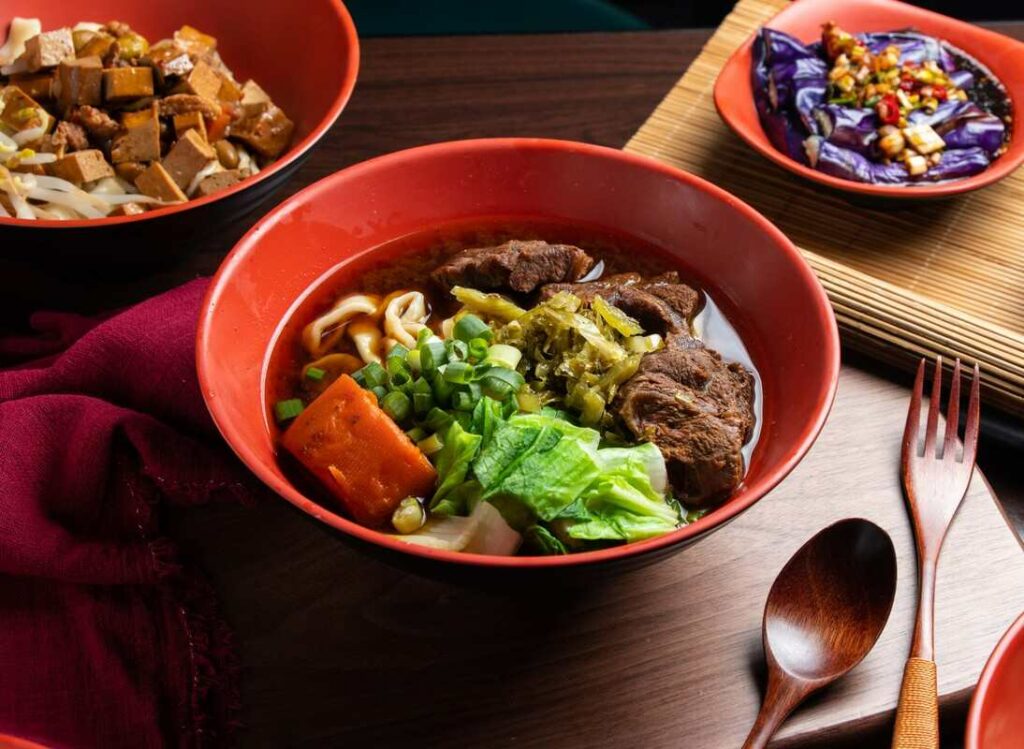 左營美食 阿湯哥牛肉麵