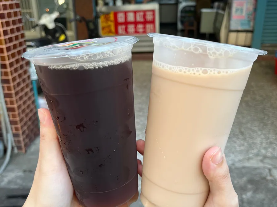 來吸紅茶
