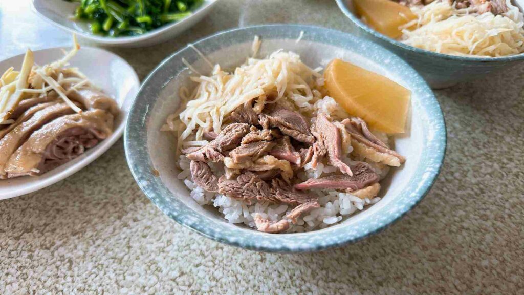 侯記鴨肉飯